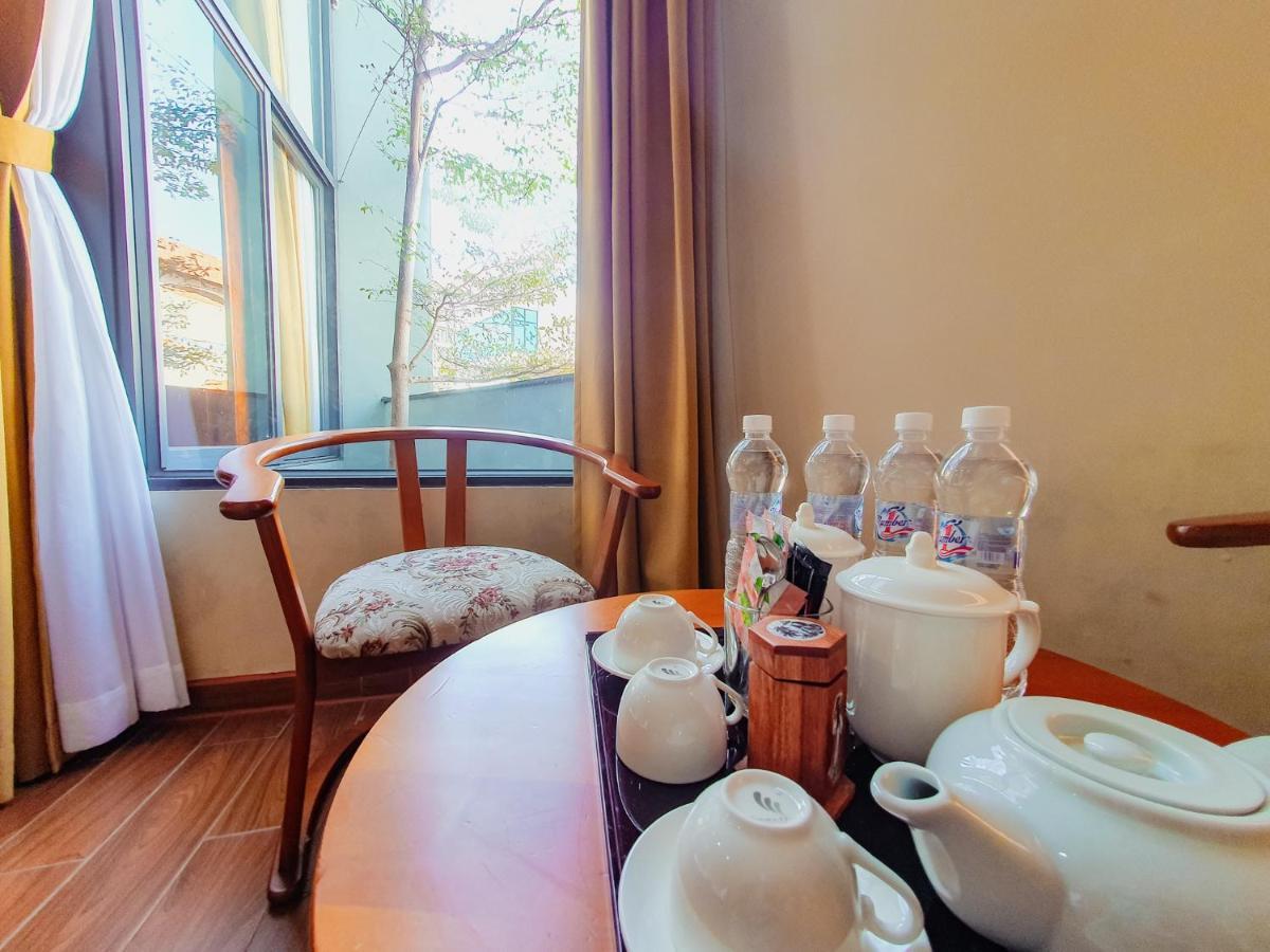 Leha Saigon Hotel Airport Ho Chi Minh City Bagian luar foto